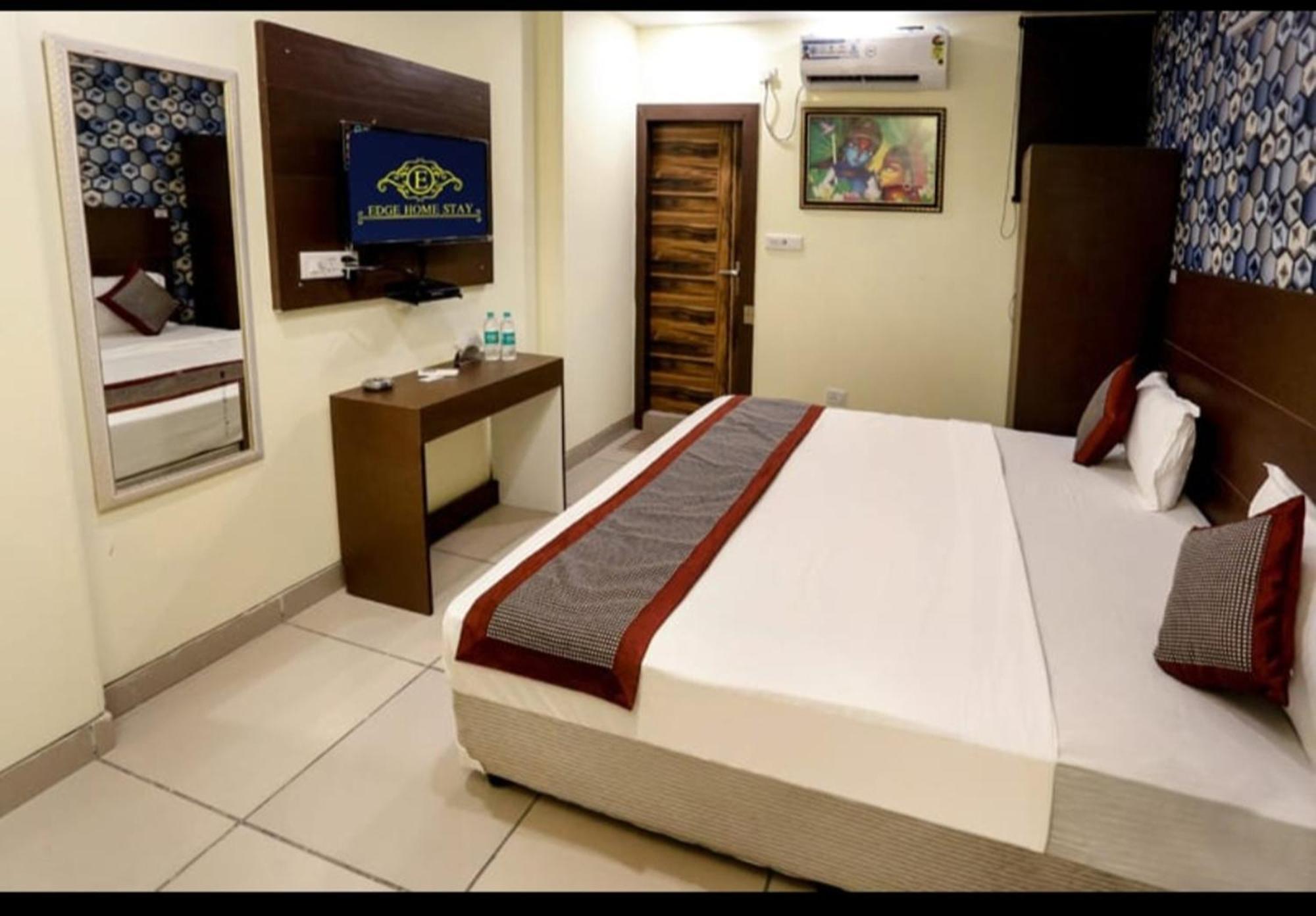 Airport Hotel Edge Home Stay New Delhi Exterior foto