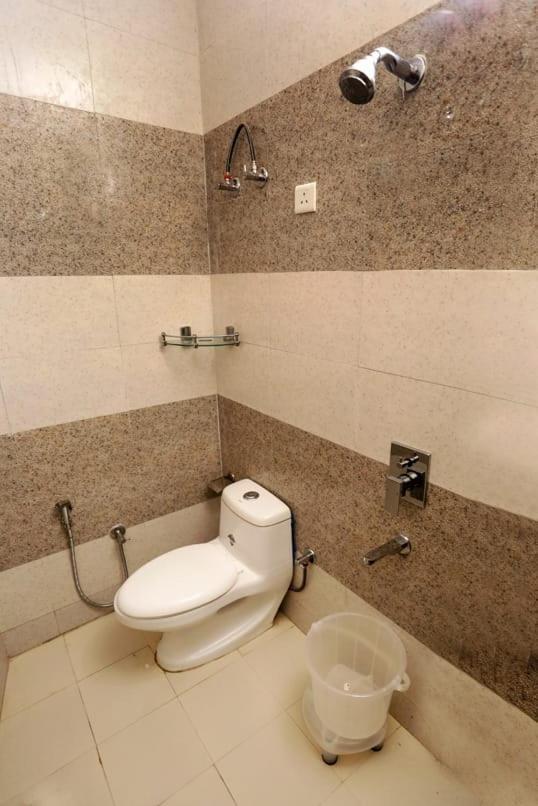Airport Hotel Edge Home Stay New Delhi Exterior foto