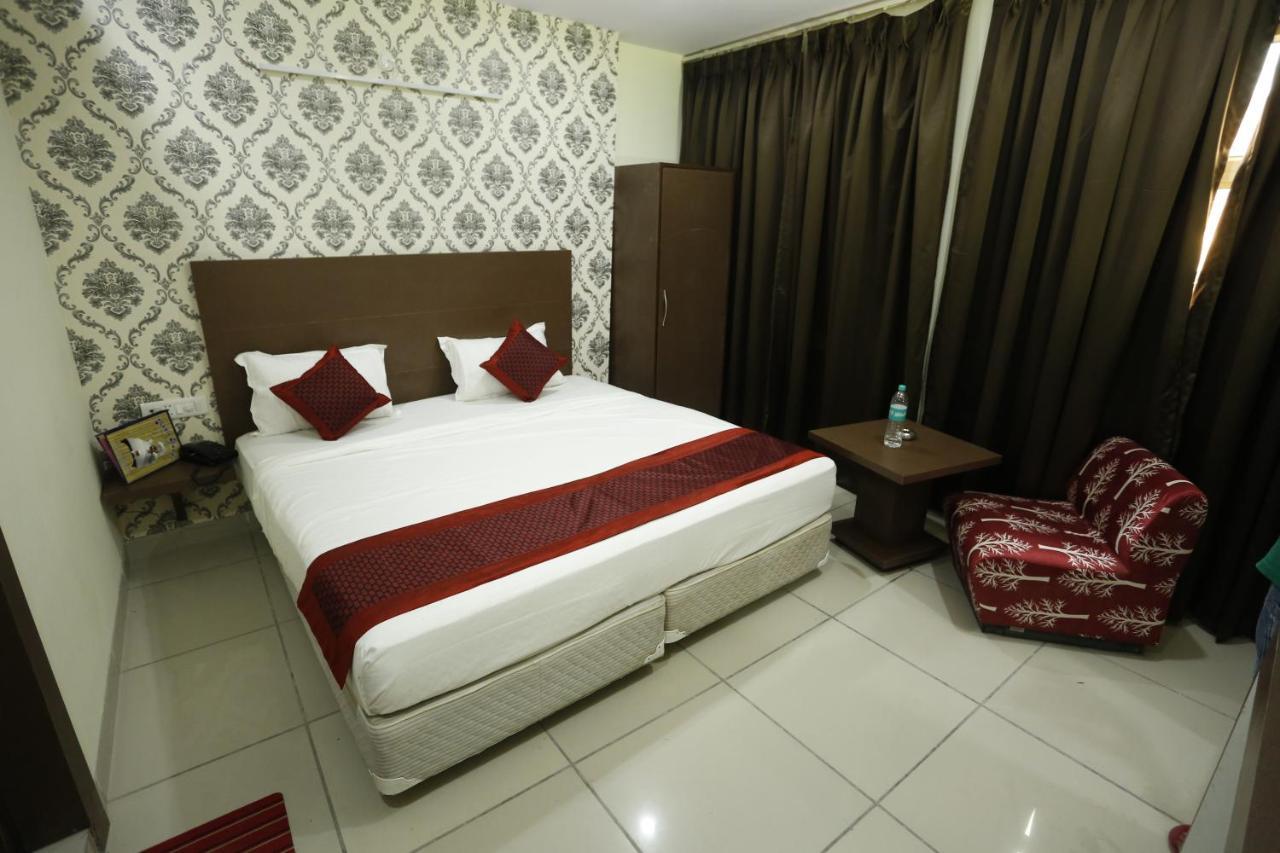 Airport Hotel Edge Home Stay New Delhi Exterior foto